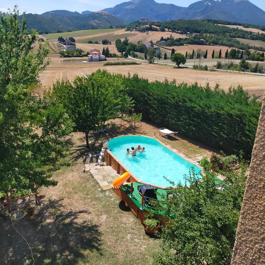 Appartement Mansarda Viti - Sguardo Su Frontone - Extérieur photo