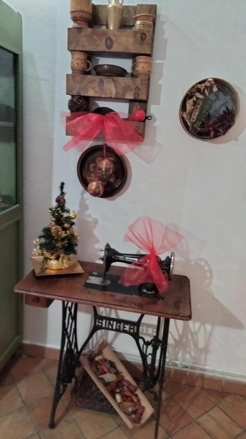 Appartement Mansarda Viti - Sguardo Su Frontone - Extérieur photo