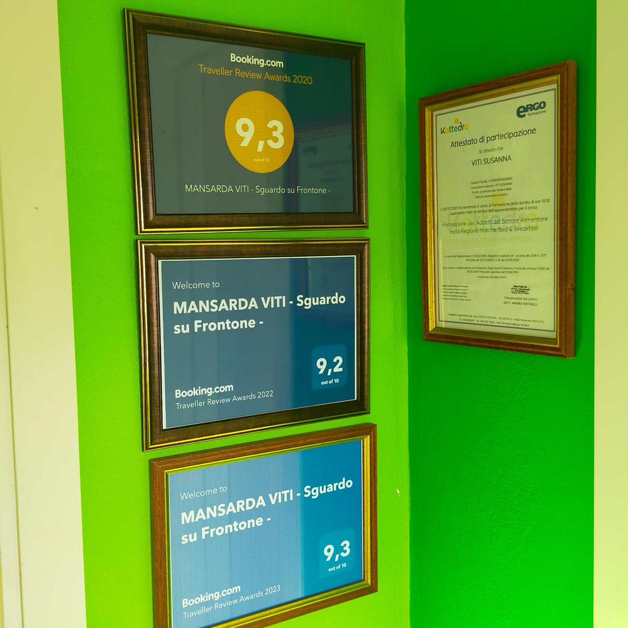 Appartement Mansarda Viti - Sguardo Su Frontone - Extérieur photo